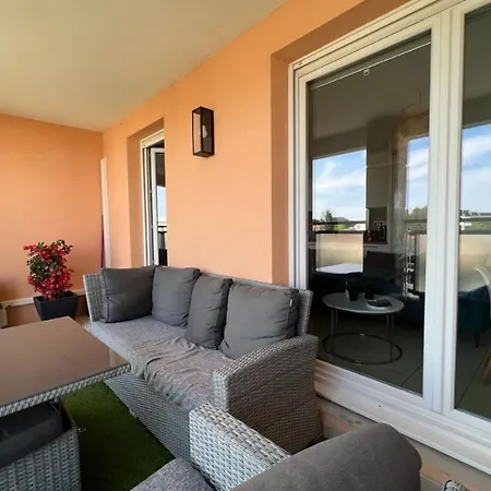 Le Jasmin - 50 M With Pool And Sea View דירה *