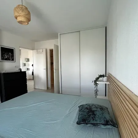 דירה Le Jasmin - 50 M With Pool And Sea View *