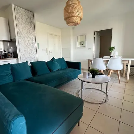 Le Jasmin - 50 M With Pool And Sea View La Ciotat
